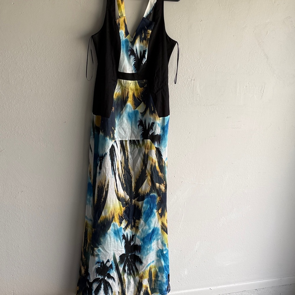 Elegant Blue and Yellow Maxi Dress